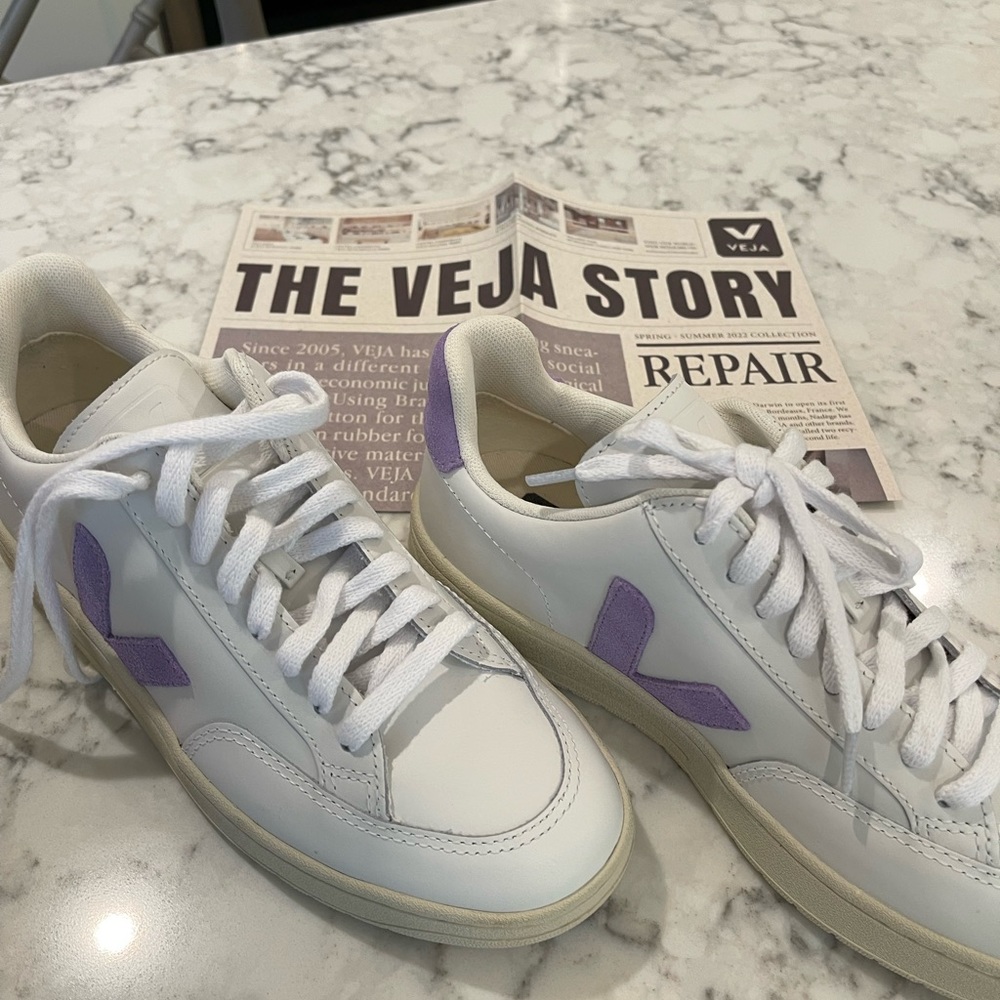 Veja shoes. Brand new. Worn once.